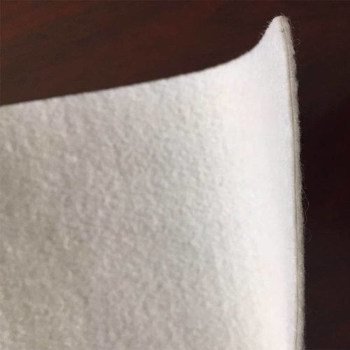 毛氈土工布對(duì)土體與混凝土的六大作用及針紡織品與原料銷售概述